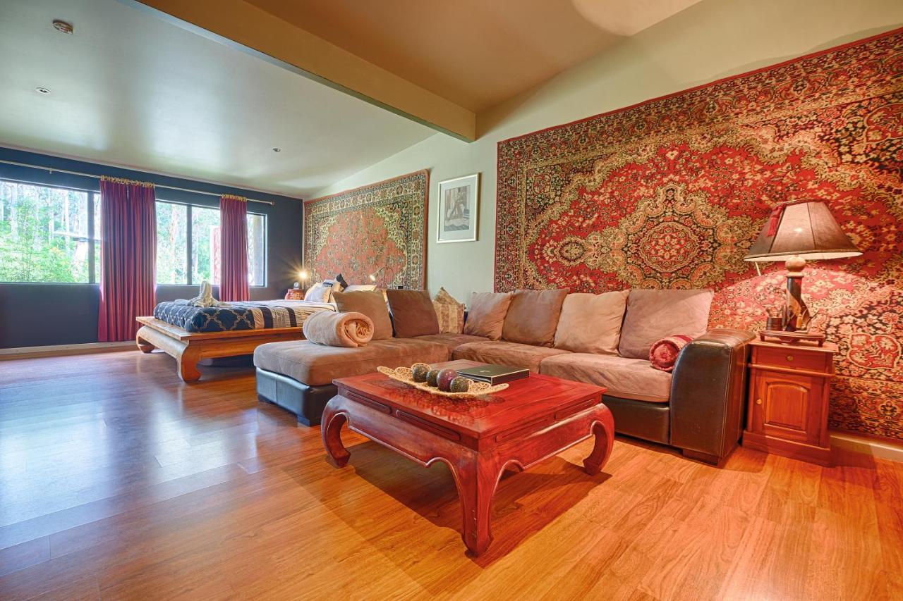 Mudstone Suites Pemberton Buitenkant foto
