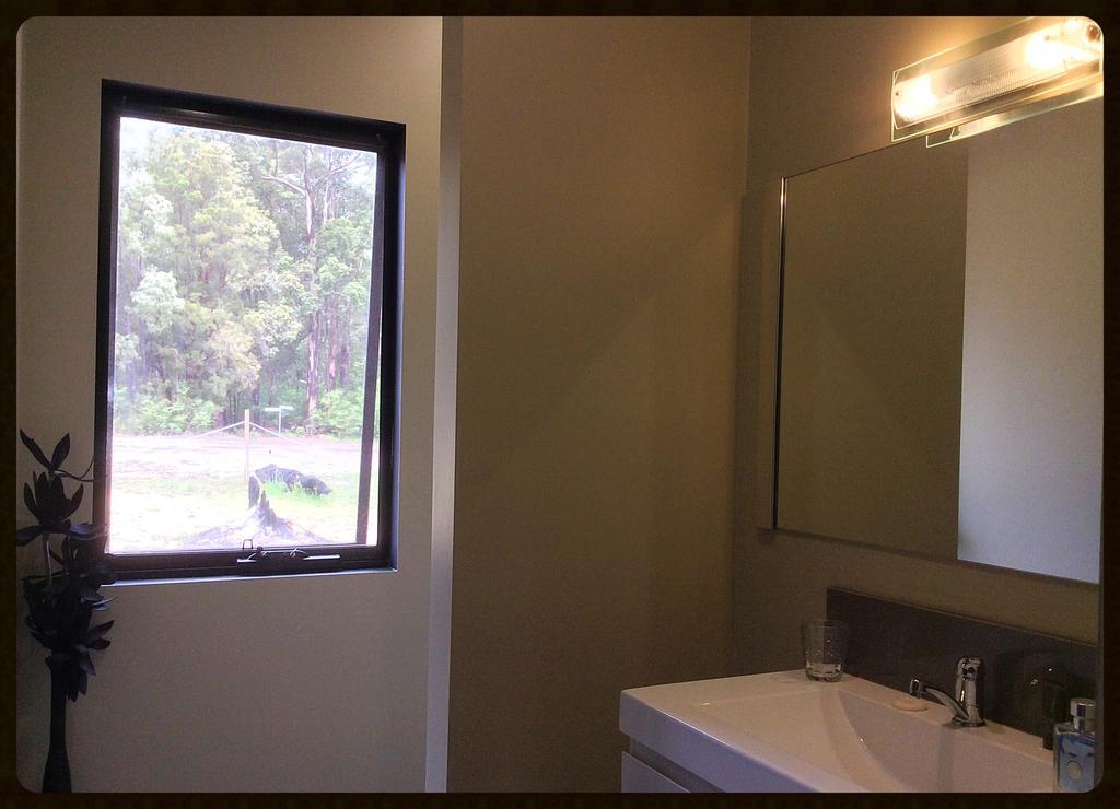 Mudstone Suites Pemberton Buitenkant foto